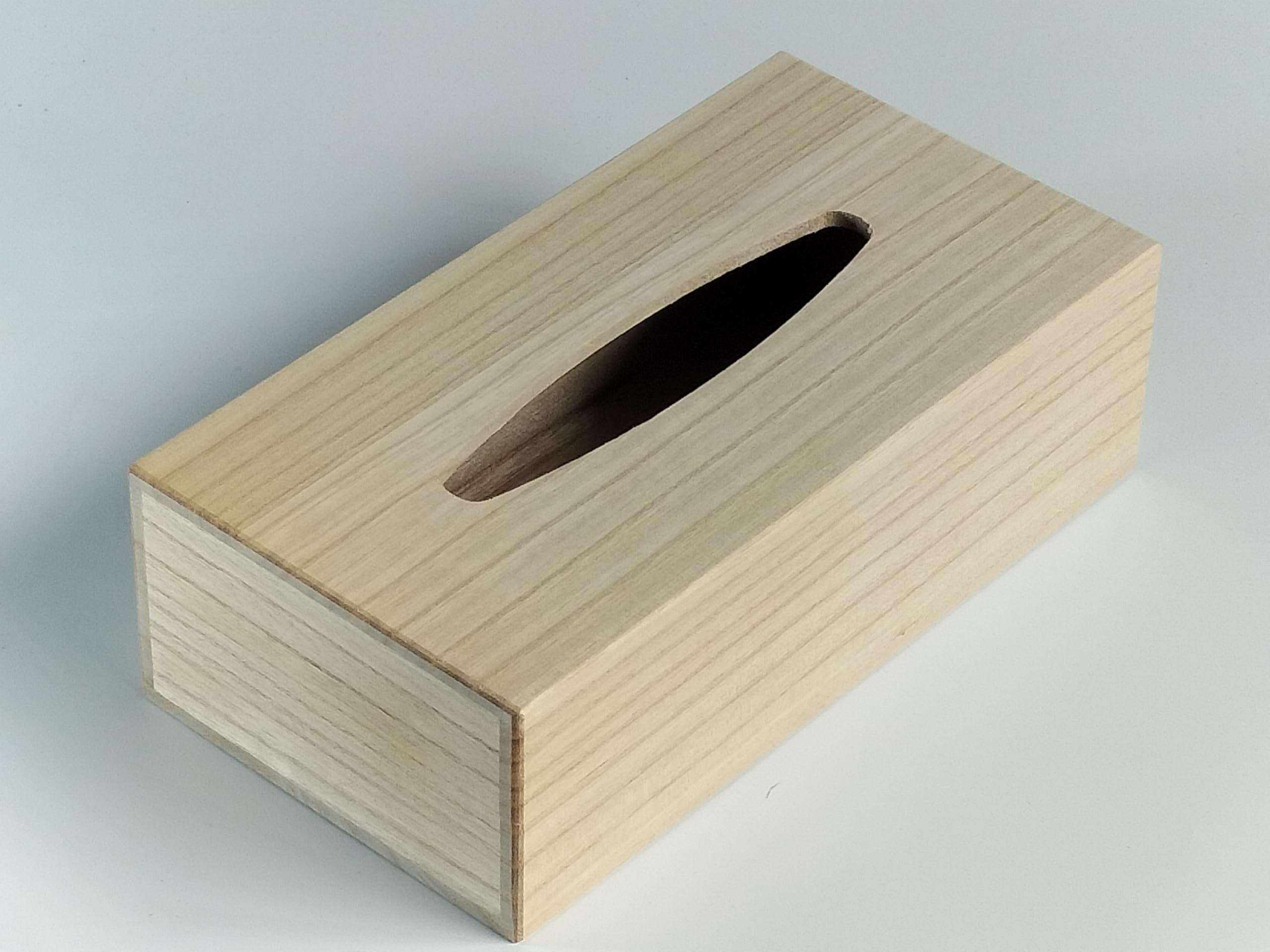 

Urakami Kiri Kogei Paulownia Wood Tissue Box, Natural Wood, Made in Japan