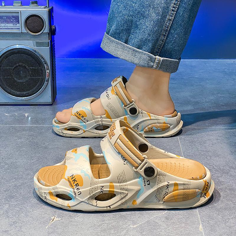 Men's and Women's Sandals New Large Size EVA Platform Slippers Men's Casual Sports Couples Punk Sandals Beach Shoes Slides