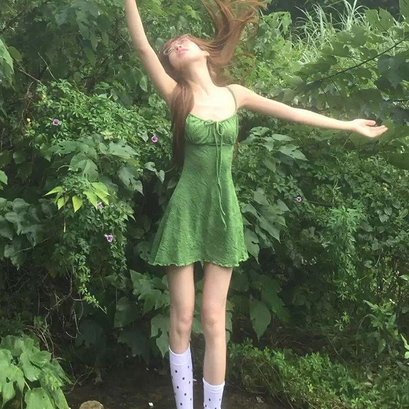 

Green Spaghetti Strap Dress for Women, Spring/Summer 2026 New Style, Textured Tube Top A-Line Short Dress for Beach Vacation Green XS