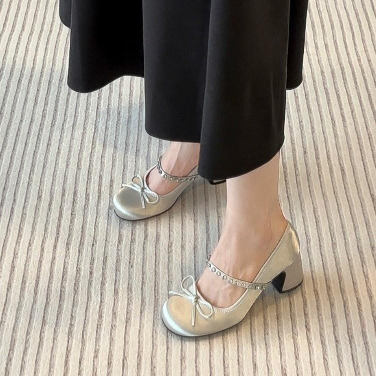 Xiaoxiangfeng pink round head thick heel silver Mary Jane shoes bow single shoes women's skirt ballet high heels