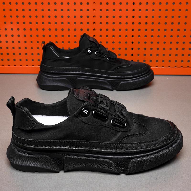 

Мода 2024 года, новые повседневные туфли из черного холста, обувь из ткани Old Beijing, дышащая модная обувь из ледяного шелка 39 чёрный