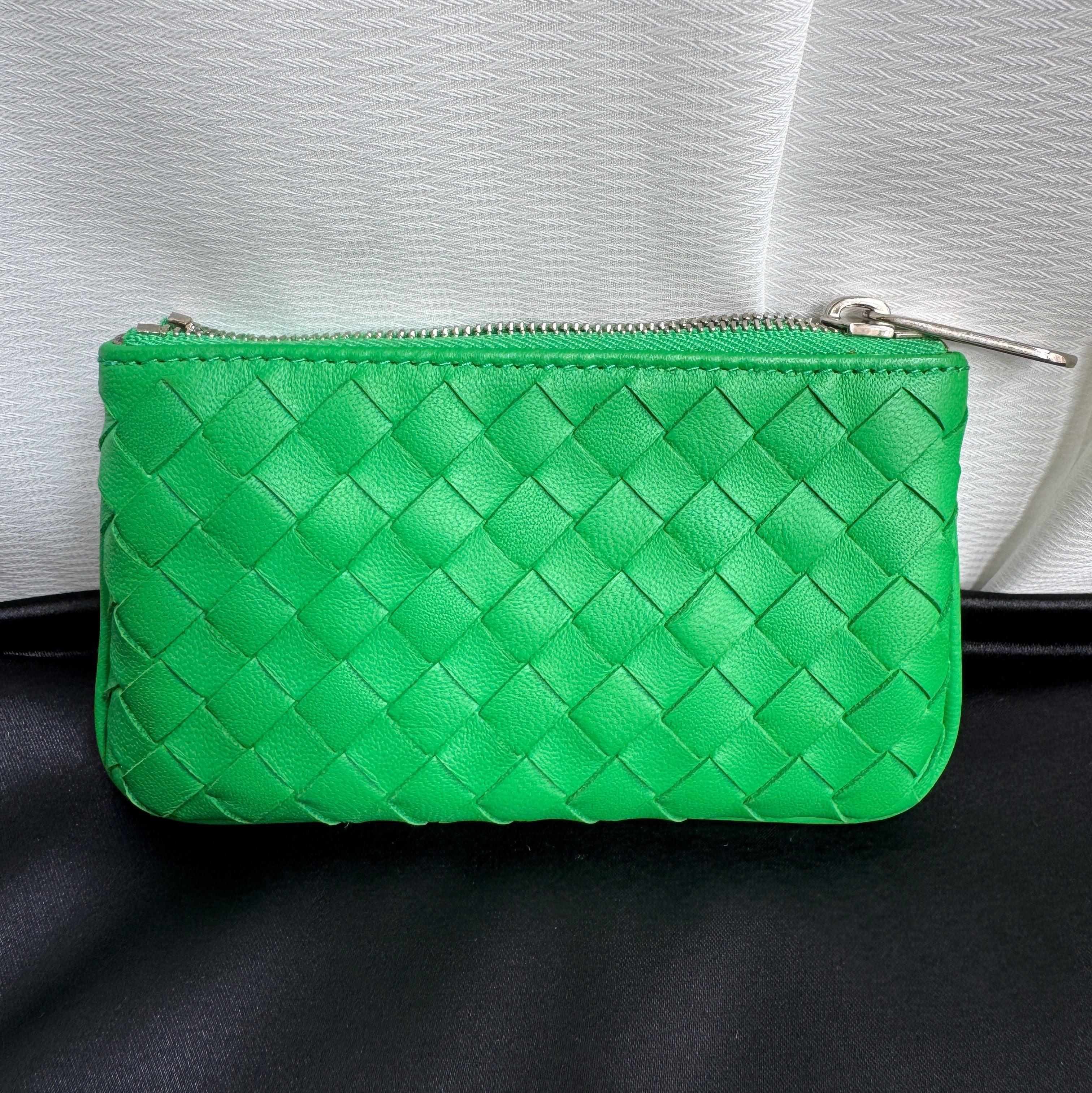 [Pre-Owned] Woven Zip Leather Wallet - Excellent #38MBG9 ONE SIZE