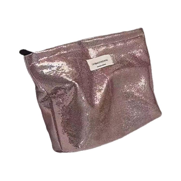 Flashing Clutch: Original Large-Capacity Makeup & Wash Travel Organizer - Simple & Portable.