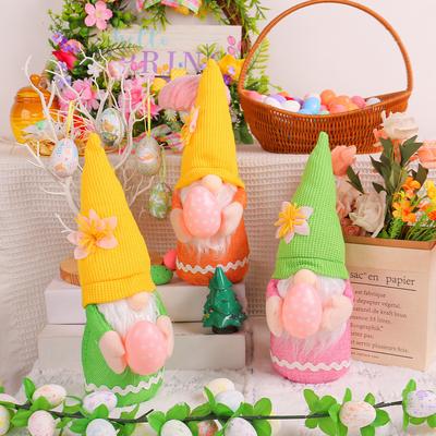 Boneca Coelho Desenho Animado Arranjo de Cena de Janela Forma Fofa Boneca Sem Rosto Segurando Ovo Decorações de Páscoa
