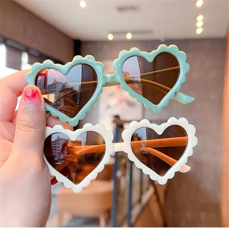 1Pc Cartoon Heart Sunglasses Children Baby Sunglasses Boys Girls UV400 Sun Glasses Shades Kids Gifts Fashion Party Eyeglasses