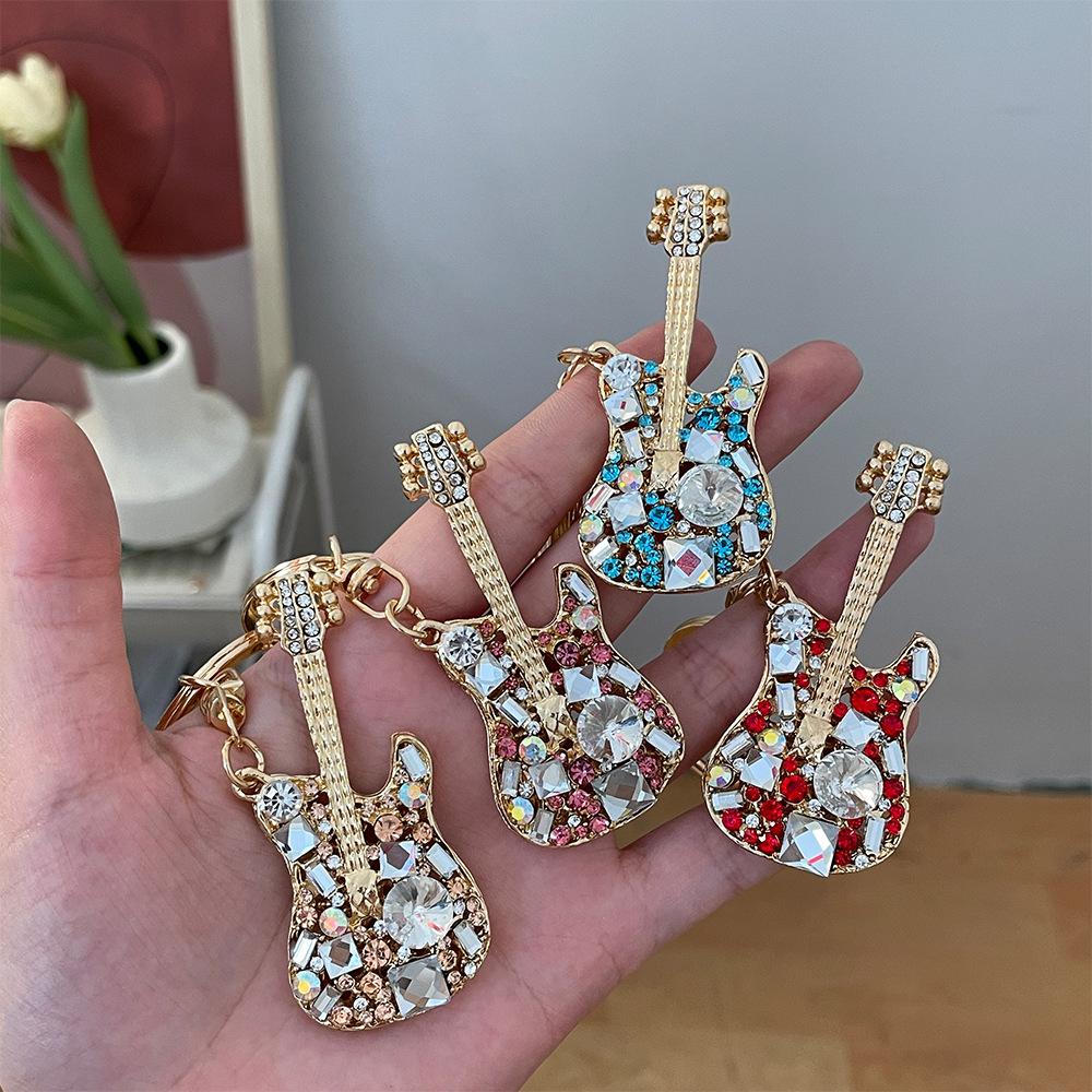 Creative Diamond Guitar Car Keychain Metal Musical Instrument Model Bag Keychain Pendant