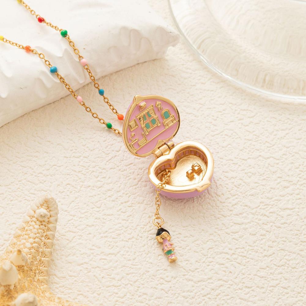 Fashionable and Trendy New Cute and Niche Design Five Pointed Star Love Pink Opening and Closing Box Necklace for Woman