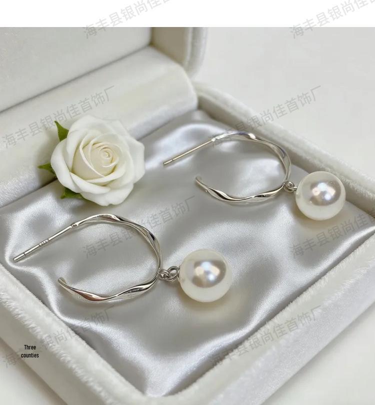 S925 Sterling Silver Pearl Dangle Earrings - Elegant, Lightweight, and Fashionable