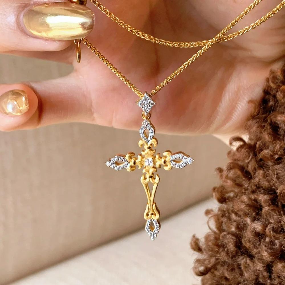 Vintage Style Iris Cross Necklace French Elegant Zircon Pendant Luxury