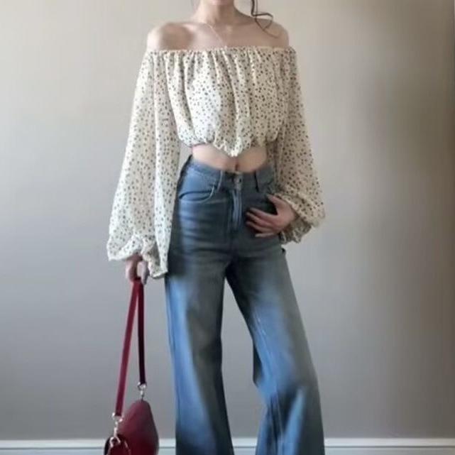 French sweet and spicy one-word shoulder bubble sleeve shirt women's summer new design off-the-shoulder short top polka dot shirt
