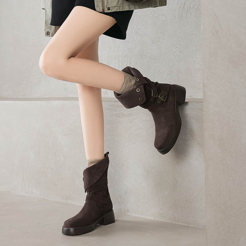 Krazing Pot Cow Suede Round Toe Thick Heels Motorcycle Boots Size 42 Back Zip Women Keep Warm Metal Button Mid-calf Boots