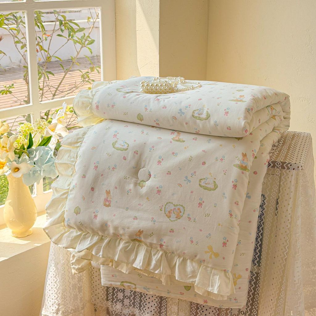 Korean Style Cotton Lace Air Conditioning Quilt - Floral Rabbit Pattern, Machine Washable, Summer Thin and Cool.