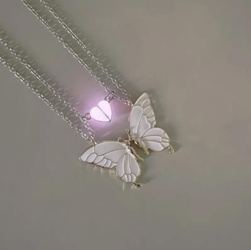 1 Pair Glowing In Dark Butterfly Pendant Necklaces With Magnetic Heart Clasp Detail For Best Friend Gift