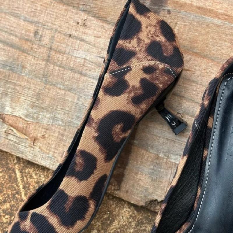 Mode 2025 Mode Damen Schuhe Flach Damen High Heels Heißer Verkauf Leopardenmuster Büro und Karriere Sexy Spitzzehe Solide Absätze Damen