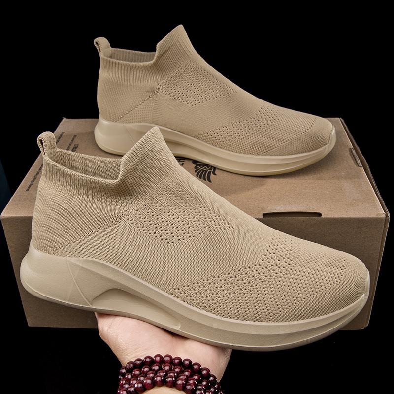 Fashion New Lightweight Mens Casual Shoes Outdoor Anti-slip Men's Walking Shoes Breathable Male Mesh Sneakers Summer Vulcanized Footwear