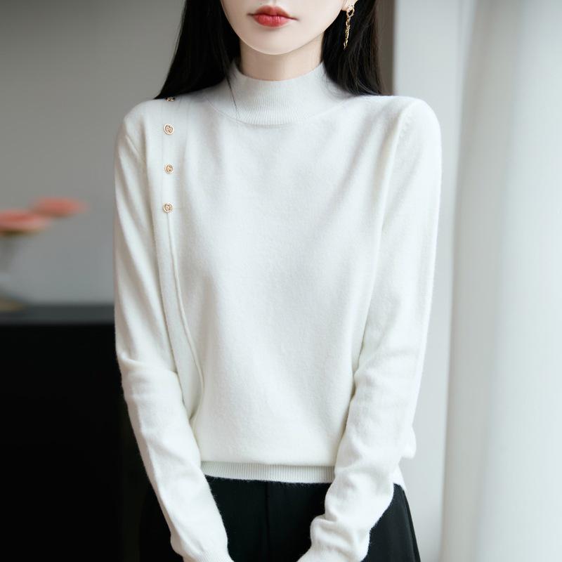 Autumn 2026 Women's Knitwear: Plush Long Sleeve Half-High Neck Pullover Sweater