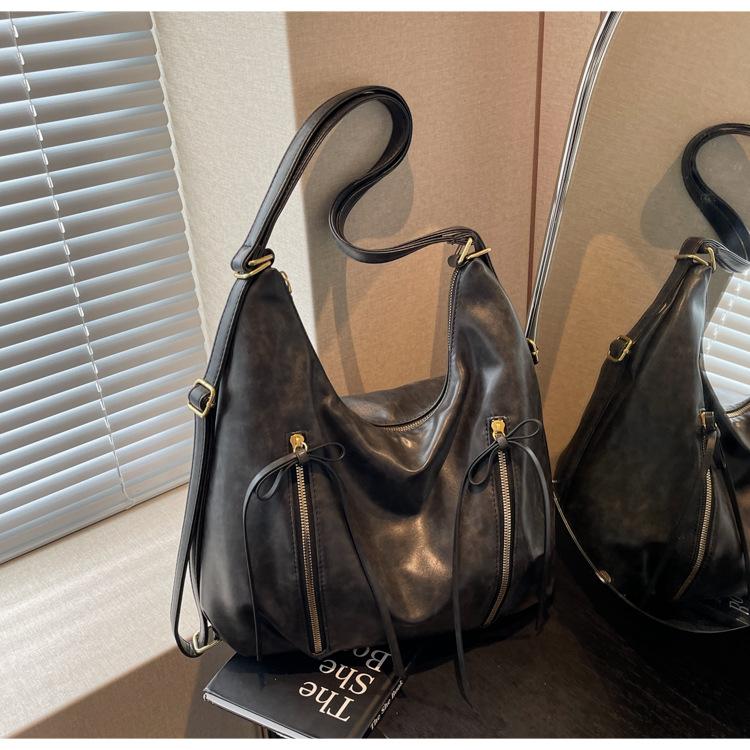 Autumn and winter large-capacity bag women's 2025 new shoulder messenger tote bag slack backpack