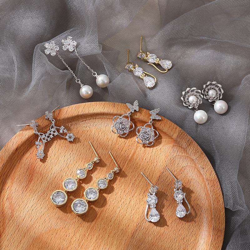 925 Sterling Silver Korean Style KT Cat Sparkling Dangle Stud Earrings for Women