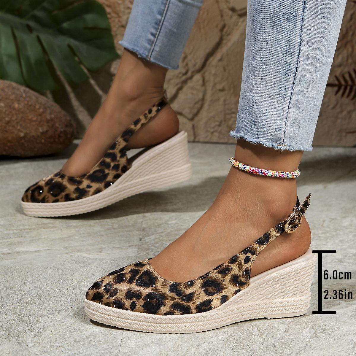 

European and American platform ankle buckle women s shoes summer 2025 new hemp braided open-toed wedge heel foreign trade large-size sandals women 42