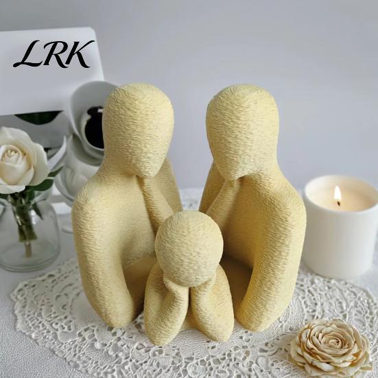 Parents And Kid Statue 3D Printed Family of 3 Figurines, Creative Ornaments for Home Decor, Meditation Figurines Compact Nordic Style Sculpture