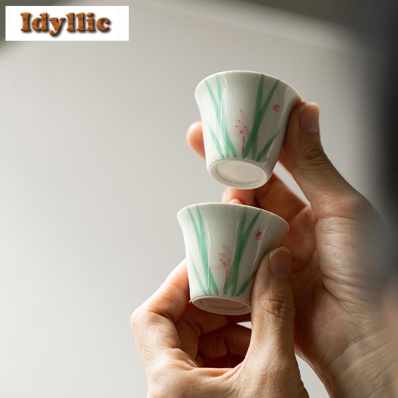 2 Stück/Los Handbemalte Orchidee Hufeisen Teetasse Zen Teeschale Wasserkrug Teeverkostung Meditationsbecher Jianzhan Meistertassen Cafés 30ml