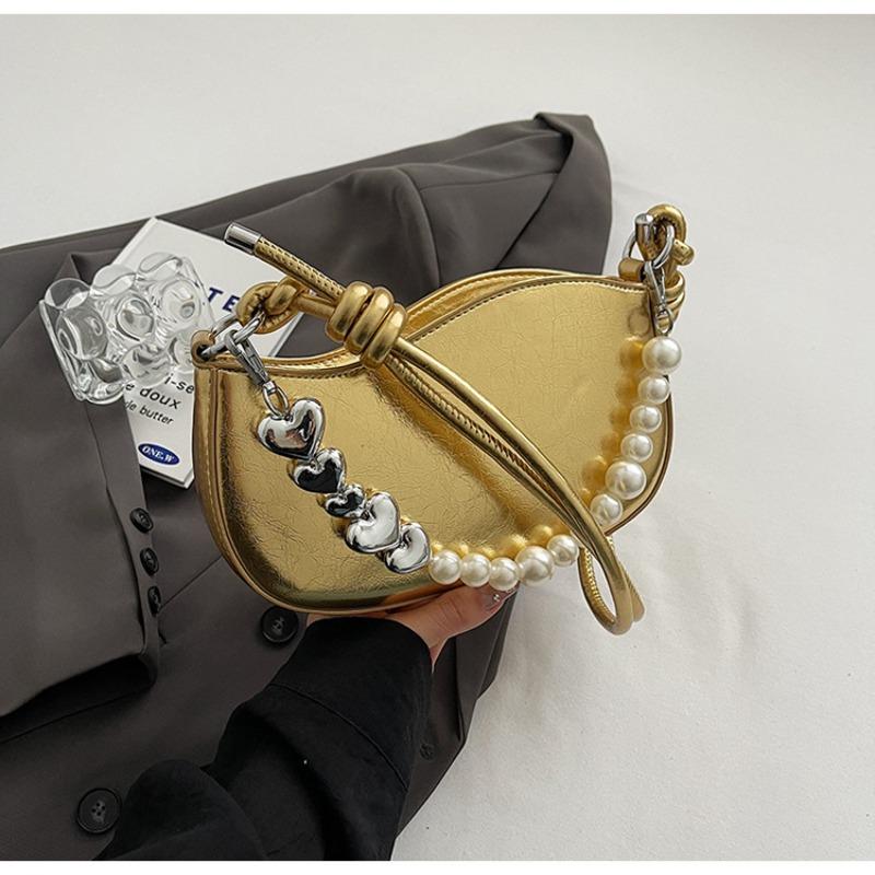 Niche Simple Temperament Underarm Fashion Bag Women's New Commuter Small Square Bag High-end Saddle Shoulder Bag