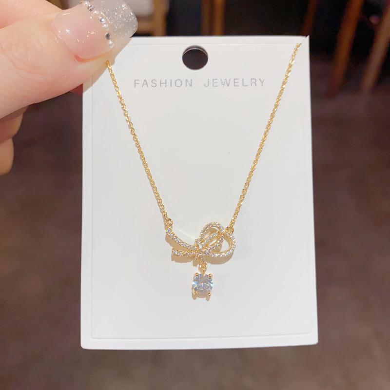 Women's Korean Style Bow Zircon Pendant Necklace – Elegant, Simple, Versatile Luxury Choker Clavicle Chain