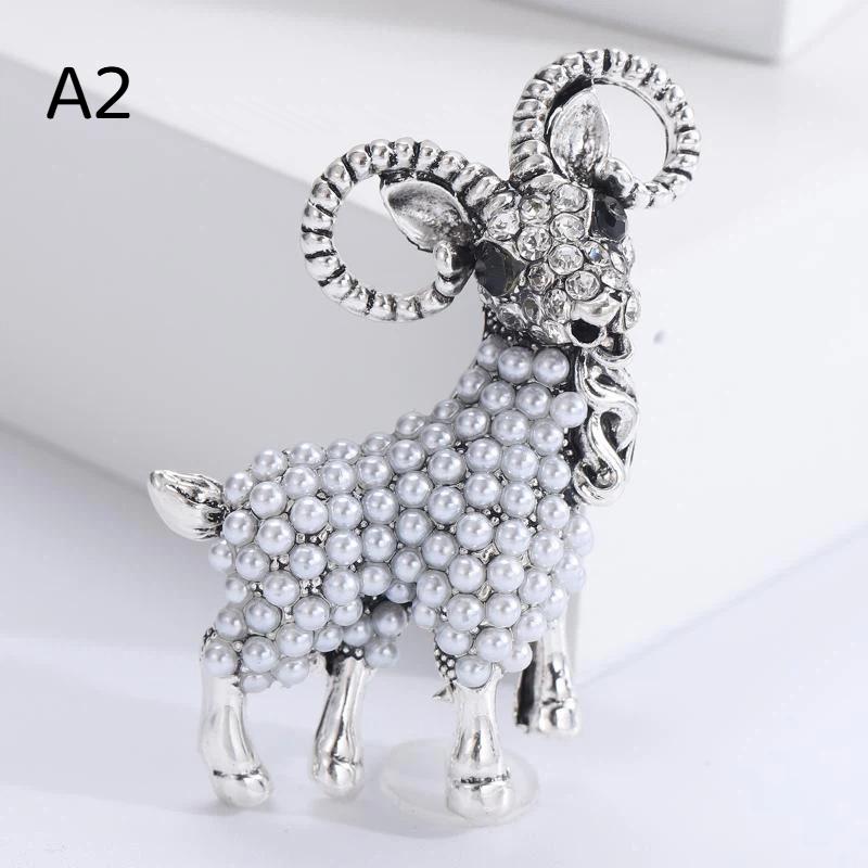 Cute Pearl Goat Animal Brooch 1Pcs Retro Style Lapel Pin for Women Sweater Accessory Perfect Party Gift for Friends