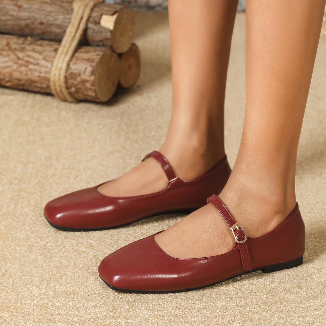 

Туфли Мэри Джейн для женщин Легкие балетки Нескользящие туфли с квадратным носком Удобные регулируемые туфли на плоской подошве с ремешком на щиколотке Женская прогулочная обувь 44 темно-красного