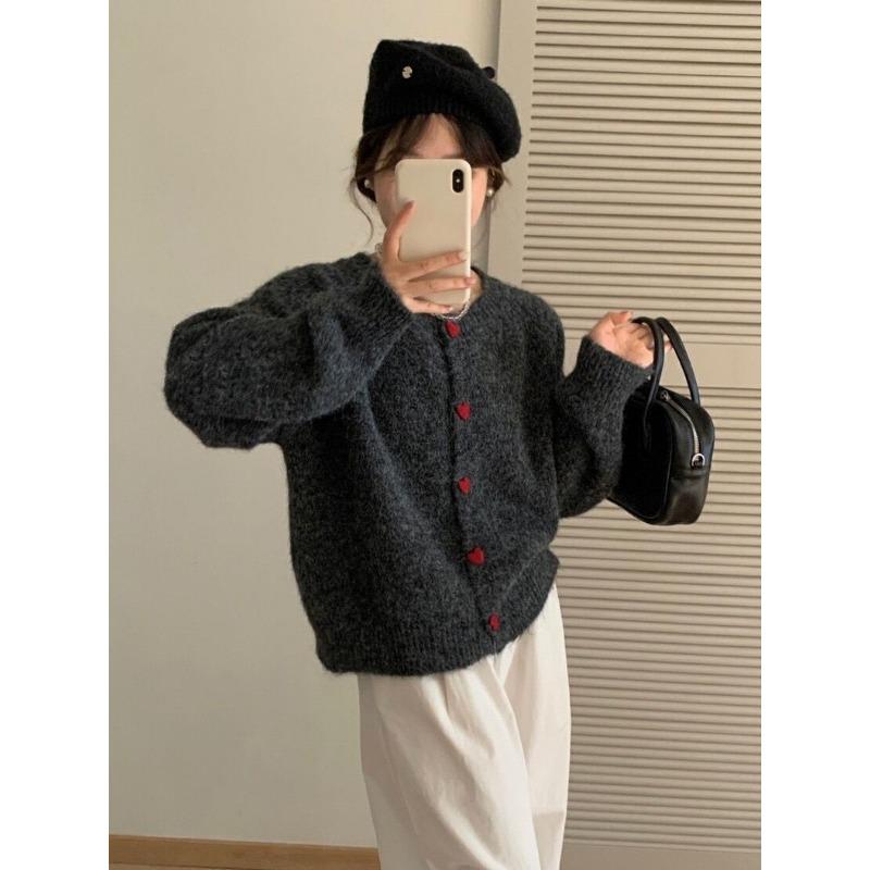 Sweet soft waxy love buckle knitted cardigan women's autumn and winter new loose fashion age-reducing crew neck sweater jacket