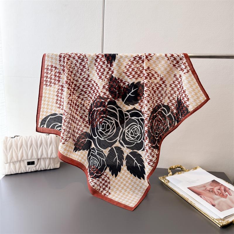 Korean Version of Qiandongge Silk Scarf, Thin Small Square Scarf, Luxury Temperament Herringbone Pattern Headscarf, Imitation Velvet Shawl, Scarf.