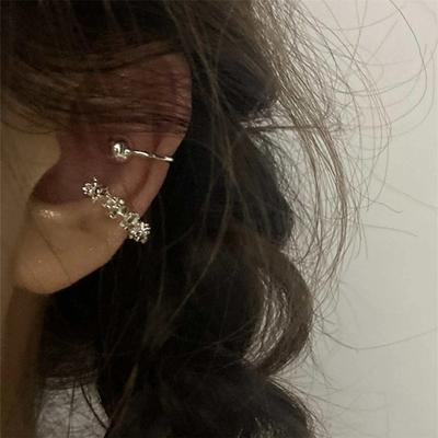 Fashion Metal Temperament, No Pierced Earrings, Small Two-piece Set of Ear Bone Clips, Cold Wind Earrings for Women