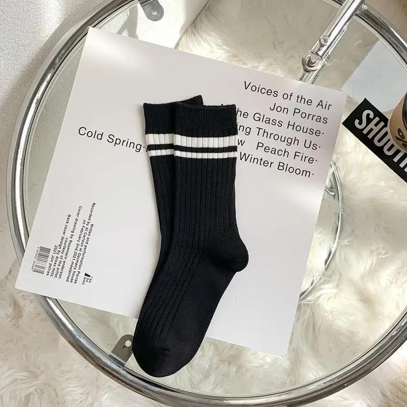 Women Socks Autumn Simple Casual Black White Striped Pile Socks For Girls Breathable Middle Tube Letter Embroidery Cotton Soft