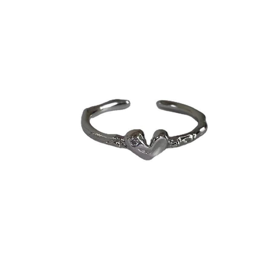Heart Forward Fashion Shaped Adjustable Ring For Women Embracing Vintage Charm And Modern Style