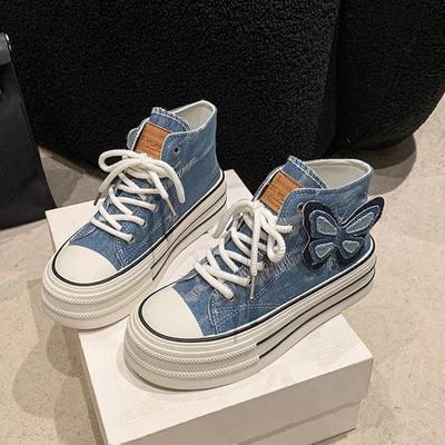 Women Platform Canvas Shoes Embroidery Design Luxry Heel Skateboard Pearl Decoration Lace Up Shoe Casual Trend Outdoor Sneakers