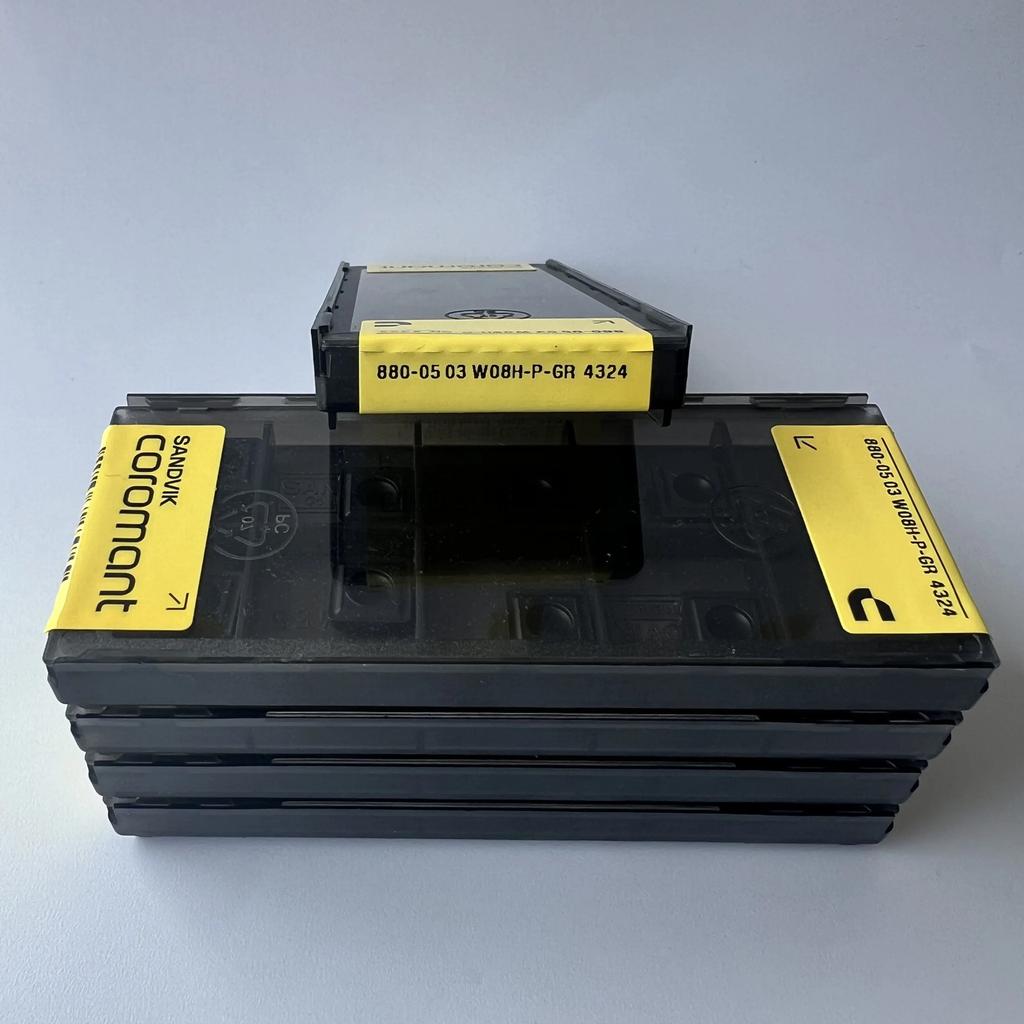 Sandvik / 880-0503W08H-P-GR 4324 / Industrial Indexable Carbide Inserts 10 Pcs