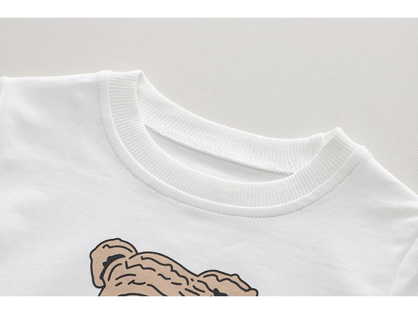 Boys' 2023 Korean-Style Spring/Autumn Casual Three-Piece Sweater Suit – Trendy and Cool.