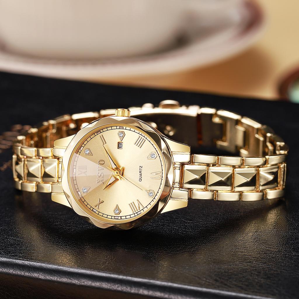 New Women's Roman Dial Gold Quartz Watch Bracelet Necklace Set, Fashionable Diamond-Embedded Quartz Wristwatch