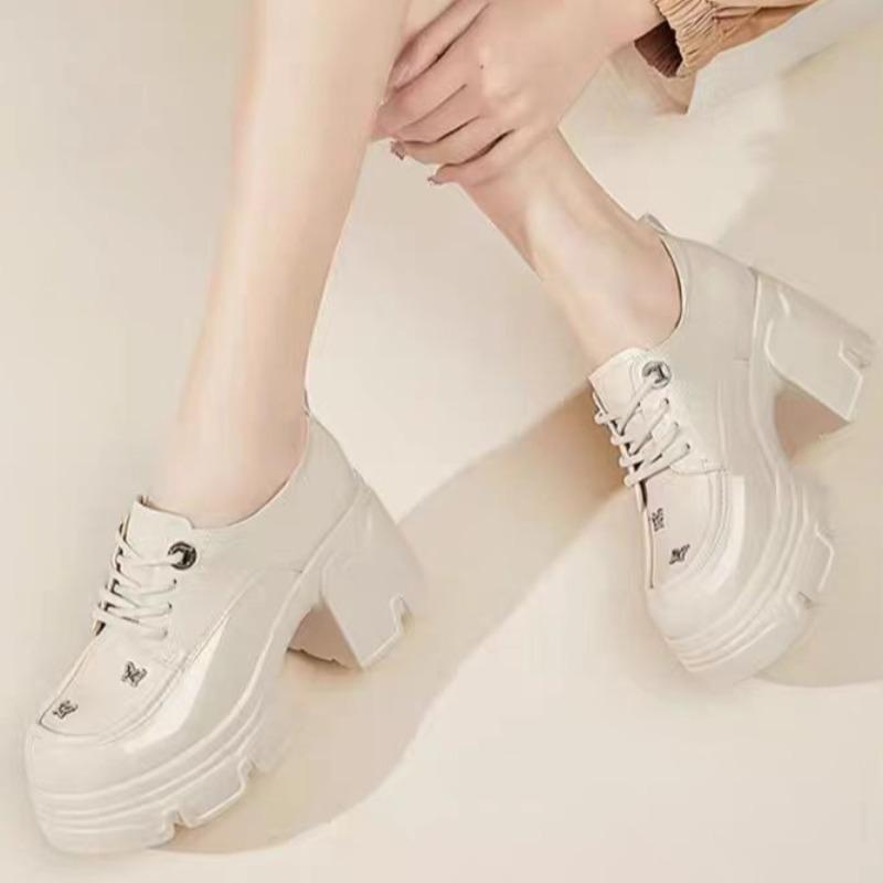 

Модные туфли на квадратном каблуке, осенняя новинка, с круглым носком, ремешками спереди, на платформе, нескользящие, износостойкие, на высоком каблуке 40