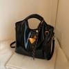 Retro Niche Handbag Bag Women's Autumn and Winter New High-end Commuting Large-capacity Shoulder Messenger Bag Mother and Child Bag