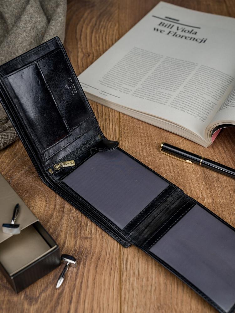 Men's leather wallet with RFID system - Rovicky