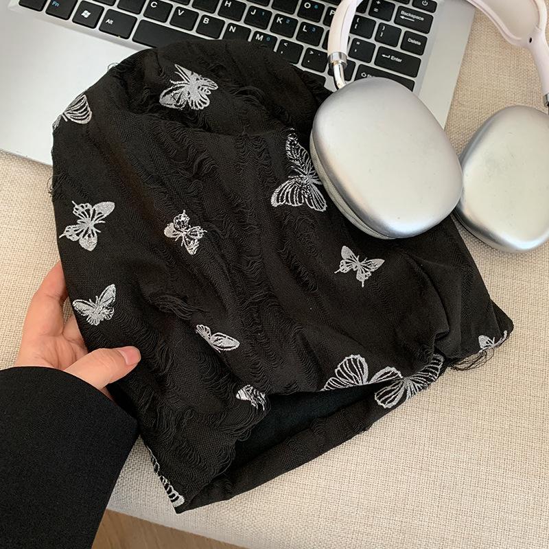 

Вышитая шапка-бини с бантом, для большого обхвата головы, подчеркивающая лицо, шапка с небольшой высотой, повседневная и универсальная, шапка-мешок One Size