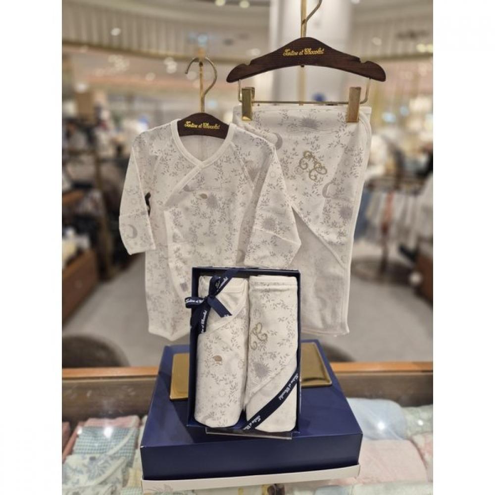 

Show Chocola Newborn Baby Etoile Bathrobe + Wrap Set tnoriu172wSet white/FREE60 (around 0-2 months)