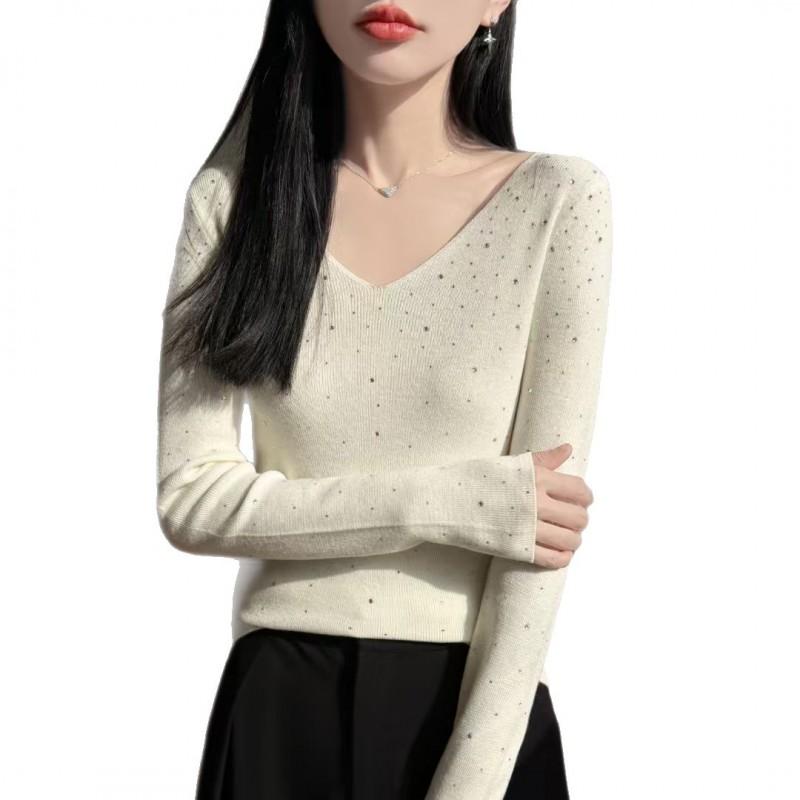 Womens Slim Fit V-Neck Knit Sweater With Rhinestone Detail Long Sleeve Pullover Top
