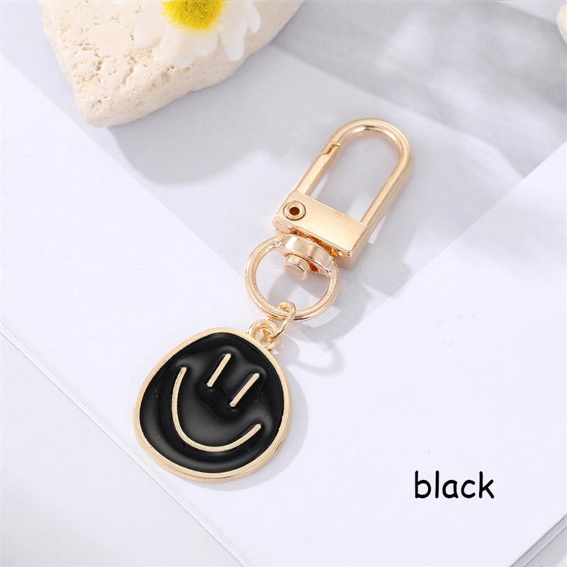 Lovely Smile Face Keychain Cute White Purple Yellow Pink Blue Black Enamel Metal Key Ring Bag Accessories For Women Ladies CLE