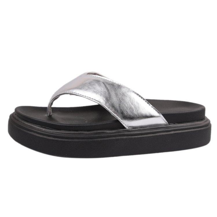 2025 New Women's Sandals Summer Casual Solid Color Flip-flops Platform Soles Holiday Pimps Beach Shoes