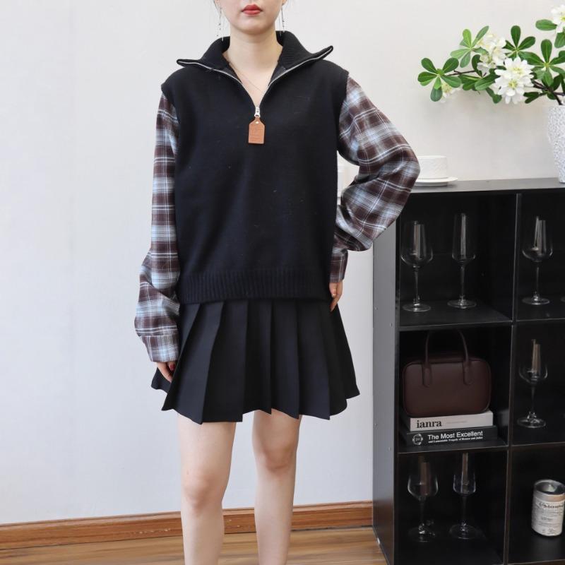 Autumn new splicing plaid shirt fake two-piece sweater pullover design semi-zipper knitted sweater top women