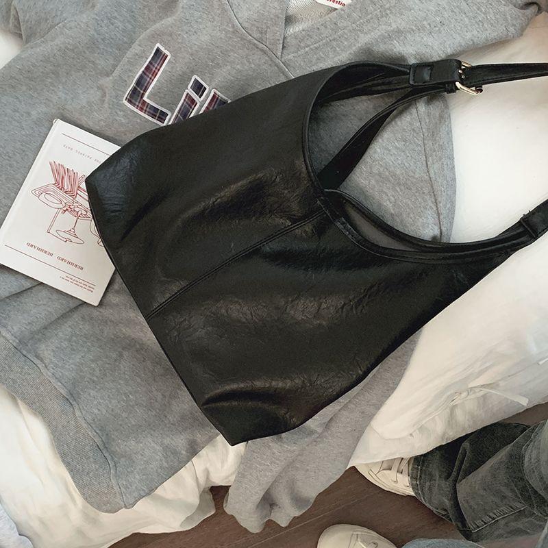 

Retro Fashion South Korea Easiest for Match Casual Commuter Bag Black