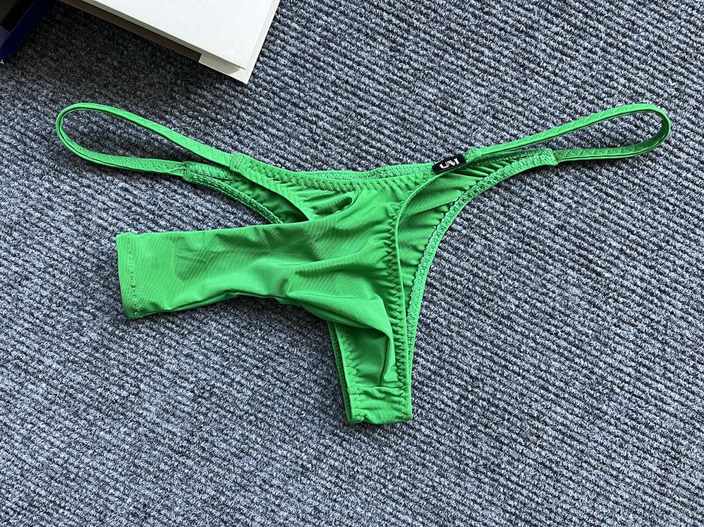 Open Cock Thongs Men Ice Silk Seamless Underwear Erotic Panties Soft Cooling Underpants Penis Sheath G-String Smooth Lingerie
