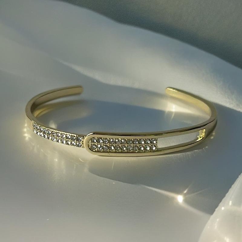

2025 Korean Design Micro Zircon Open Copper Color Bangle for Women Simple Hollow Versatile Bracelet Wedding Zircon Party Gifts